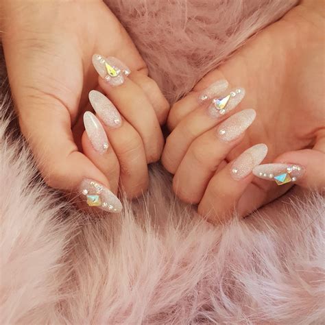 The Psychology of Magic Nails: How They Boost Confidence in Brighton